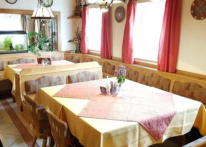 Hotel Roseggerhaus, Pretul 1588m